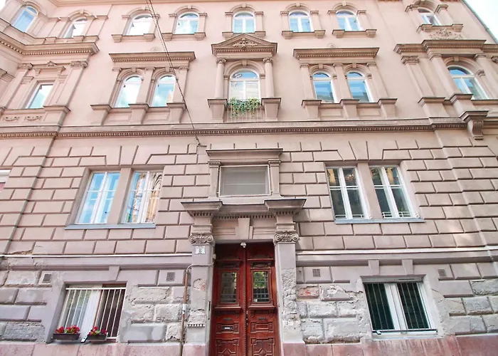 Time Wanderer Apartment